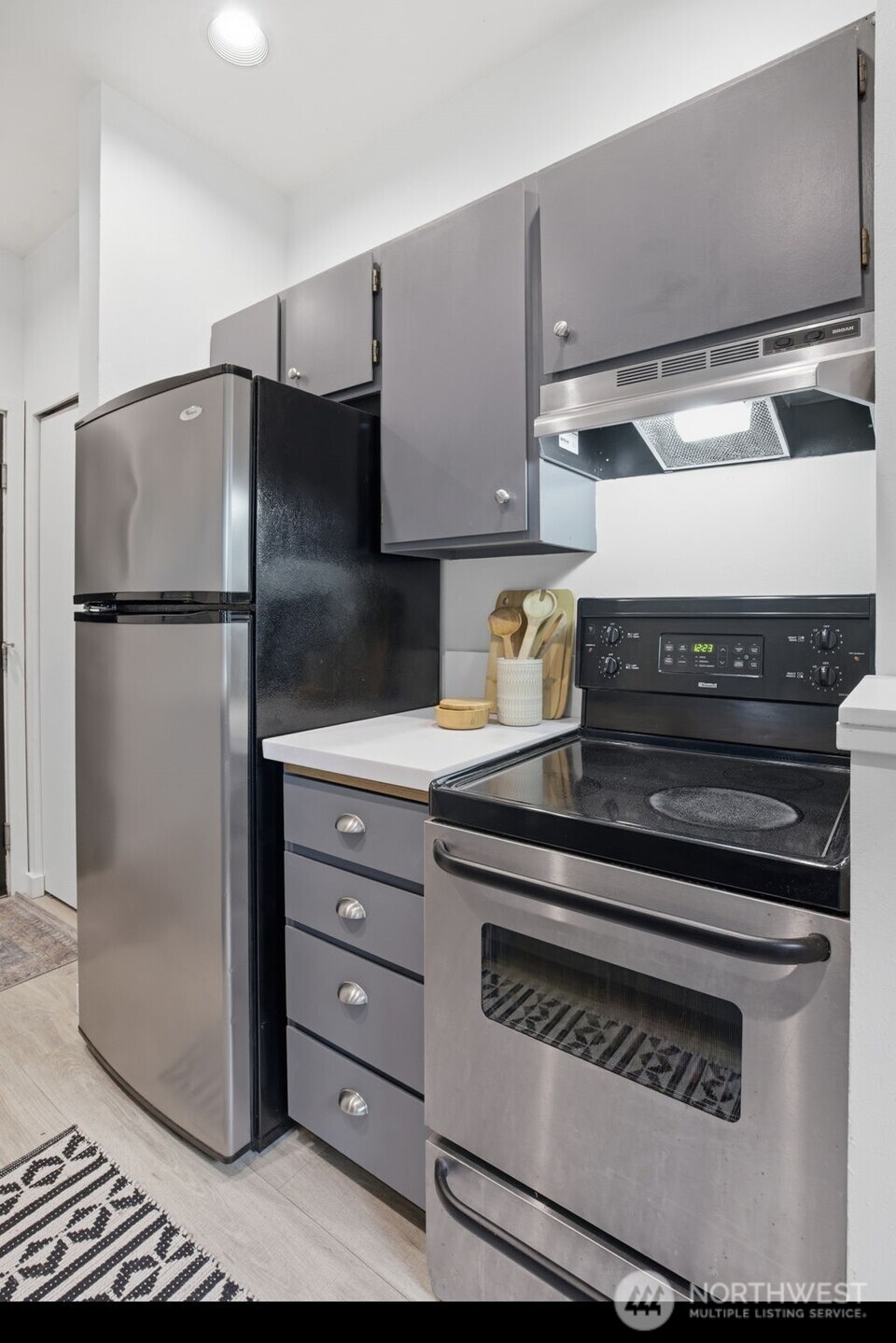 4530 Meridian Avenue N #S-2, Seattle, WA 98103