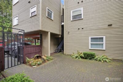 4530 Meridian Avenue N #S-2, Seattle, WA 98103 - Photo 30