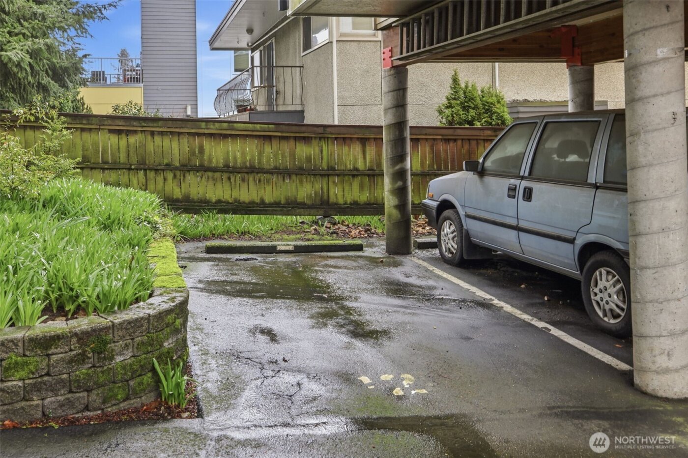 4530 Meridian Avenue N #S-2, Seattle, WA 98103