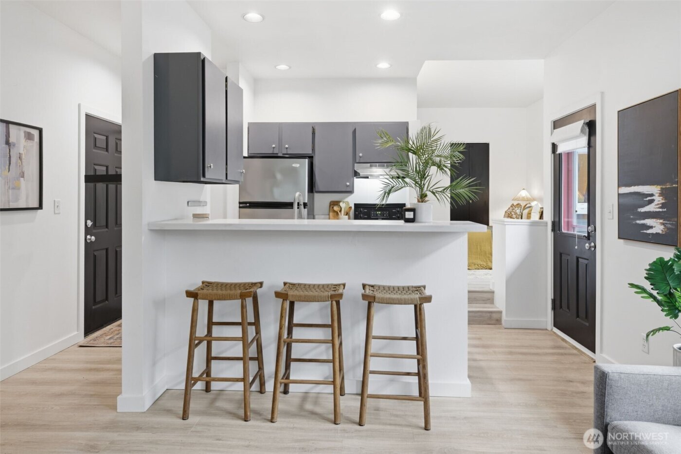 4530 Meridian Avenue N #S-2, Seattle, WA 98103