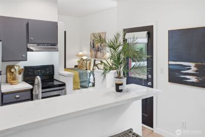 4530 Meridian Avenue N #S-2, Seattle, WA 98103 - Photo 10