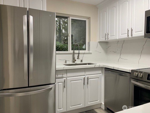 14435 NE 40 Street #B101, Bellevue, WA 98007