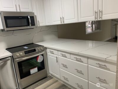 14435 NE 40 Street #B101, Bellevue, WA 98007 - Photo 7