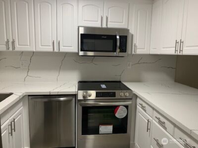 14435 NE 40 Street #B101, Bellevue, WA 98007 - Photo 8
