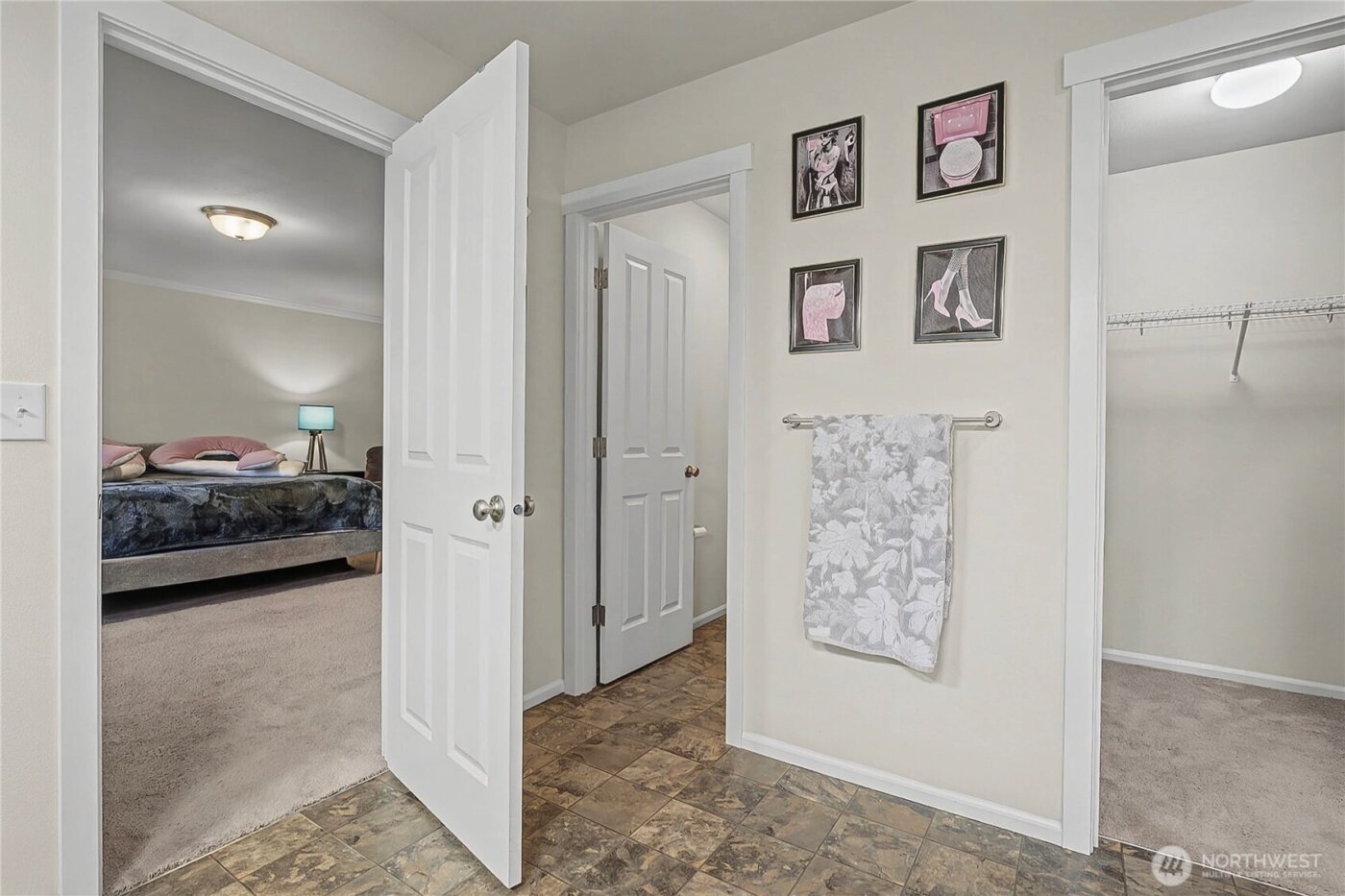 6629 Svea Court NE, Lacey, WA 98516-4521