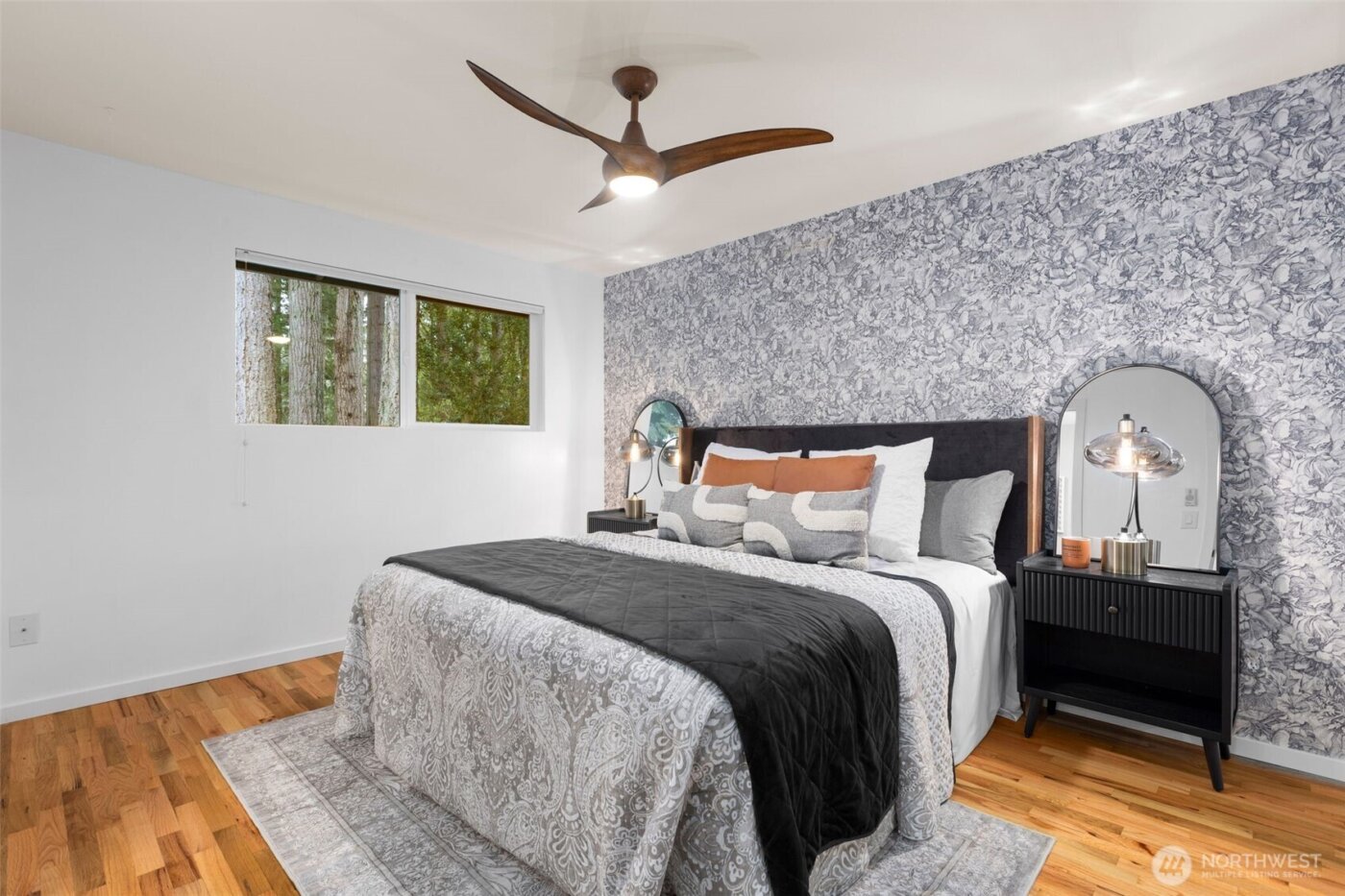 16007 SE 31st Street , Bellevue, WA 98008