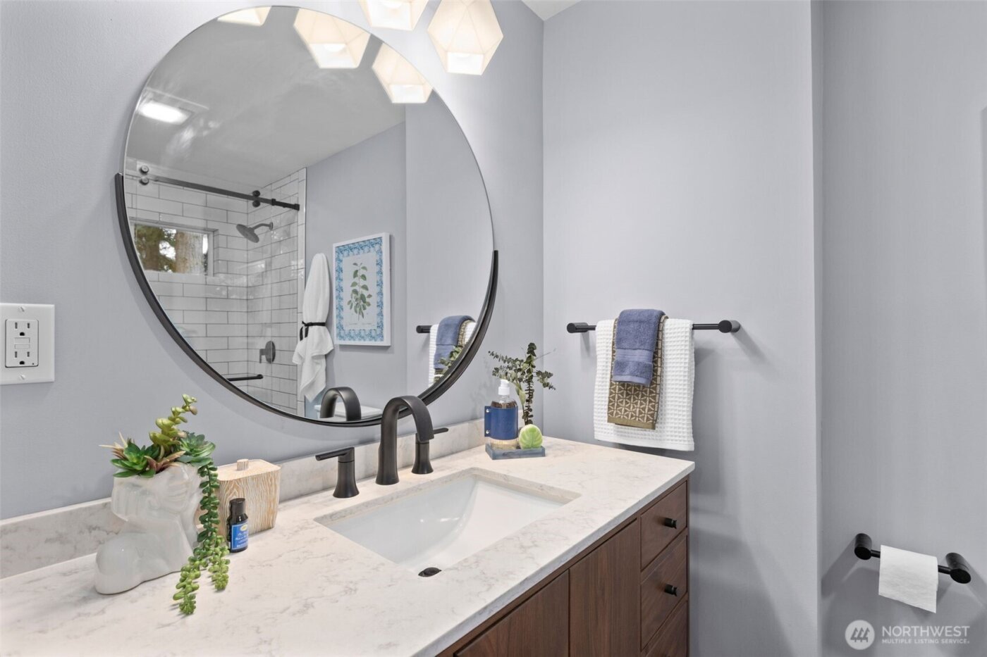 16007 SE 31st Street , Bellevue, WA 98008