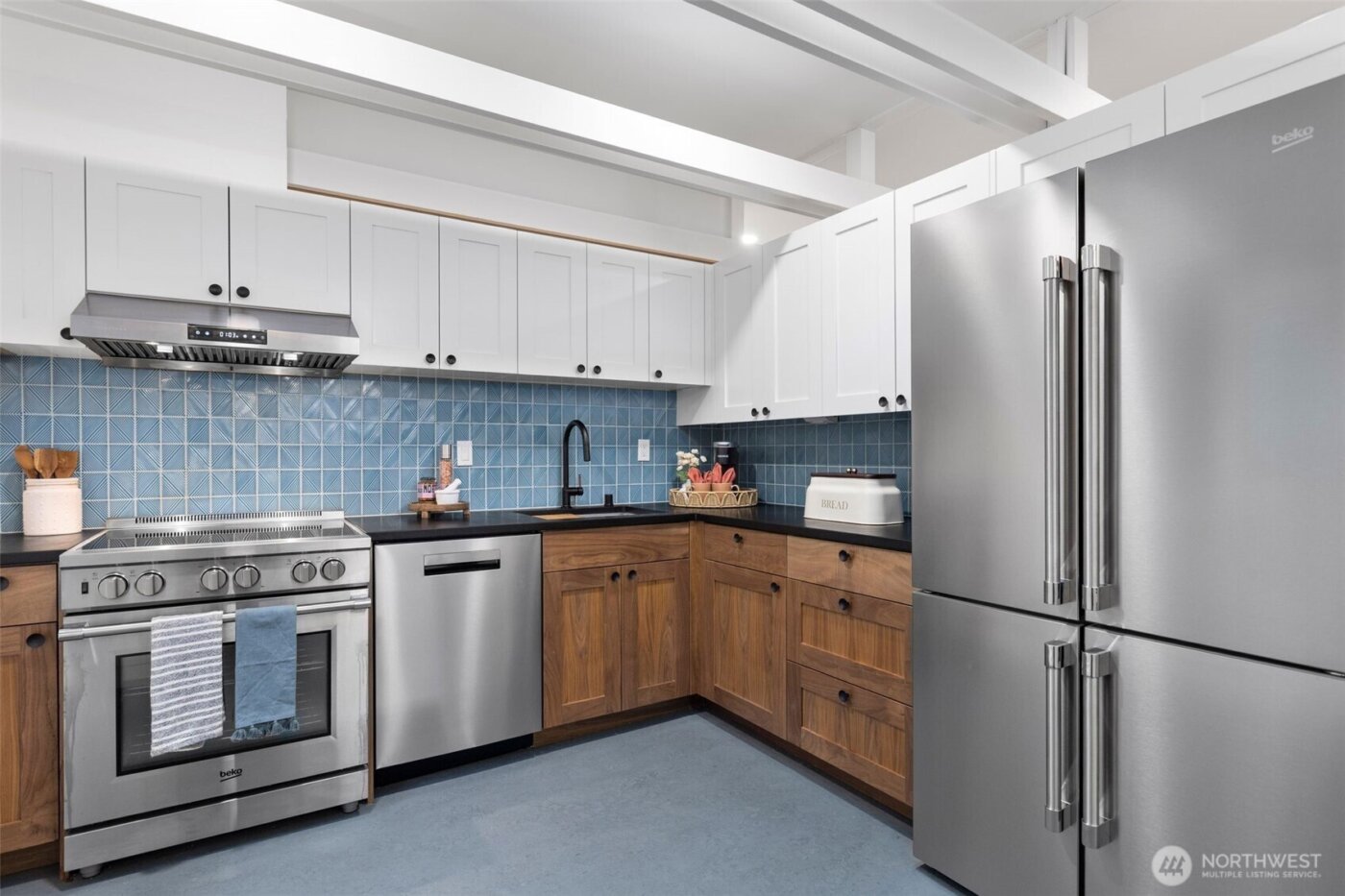 16007 SE 31st Street , Bellevue, WA 98008