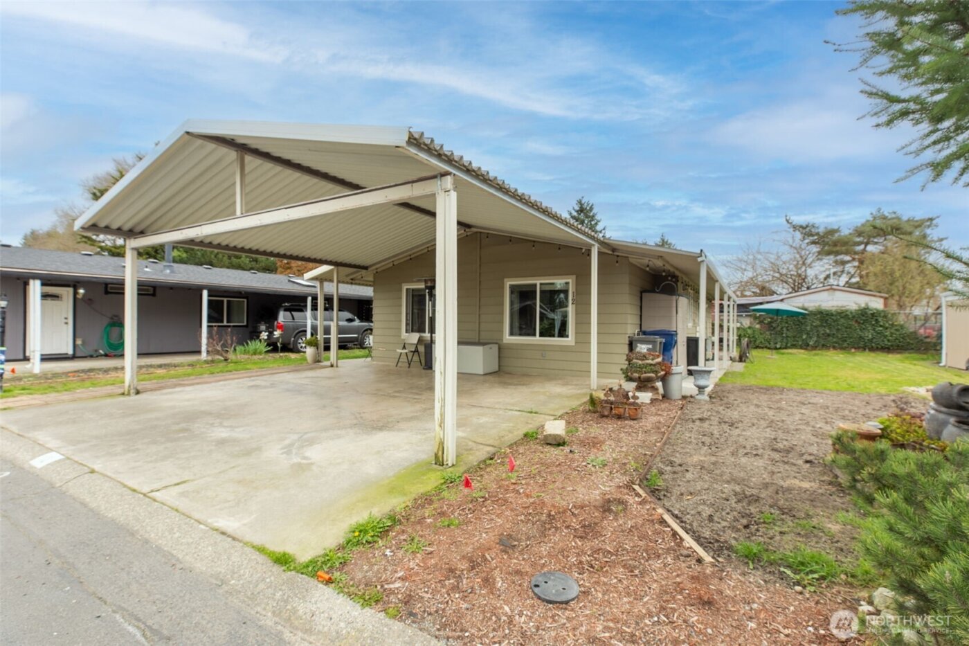 707 37th Street SE #12, Auburn, WA 98002