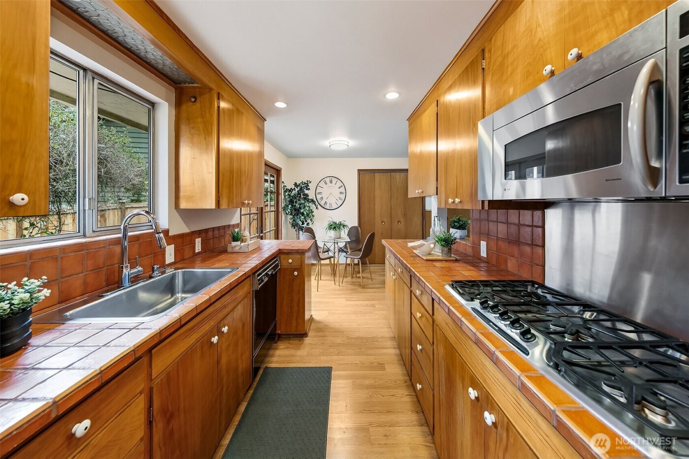 9325 217th Place SW, Edmonds, WA 98020