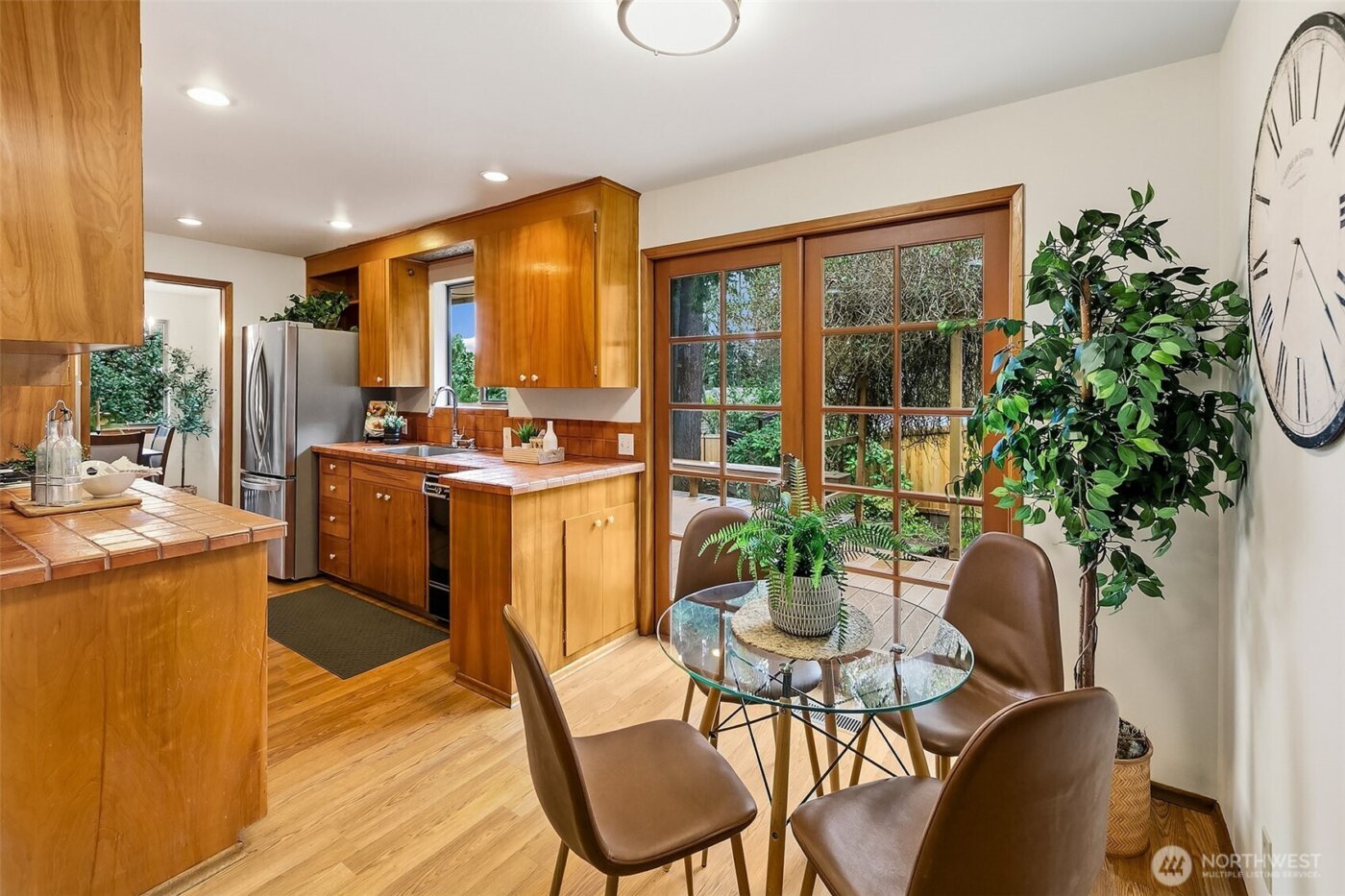 9325 217th Place SW, Edmonds, WA 98020