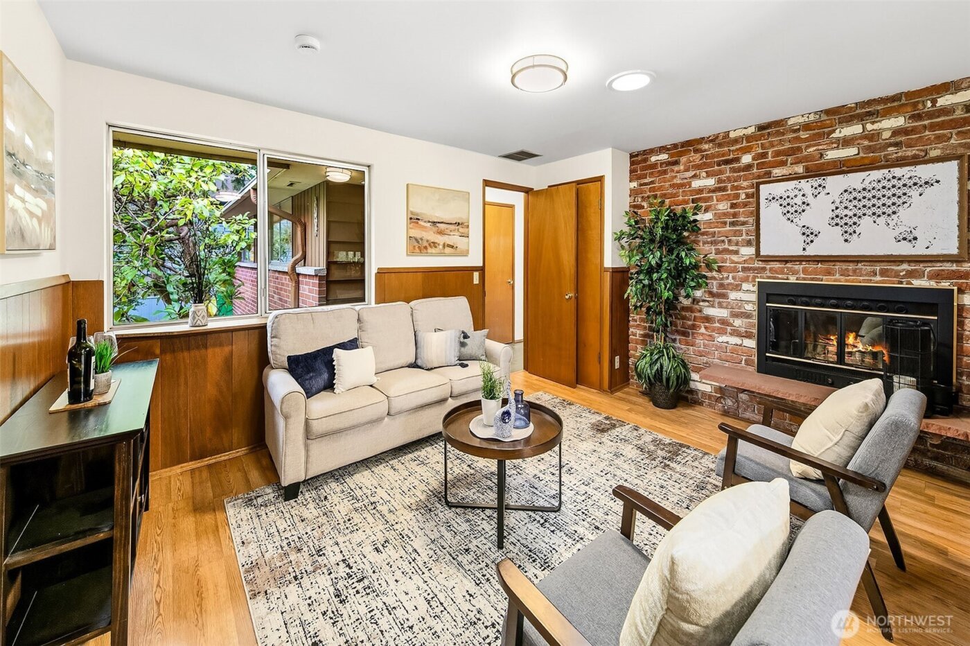 9325 217th Place SW, Edmonds, WA 98020