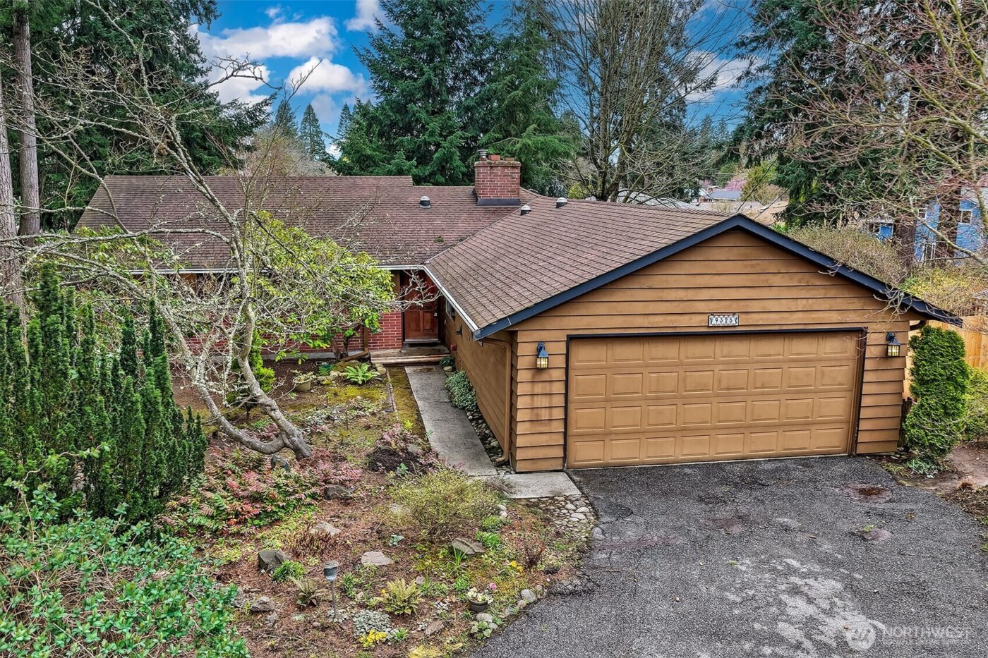 9325 217th Place SW, Edmonds, WA 98020
