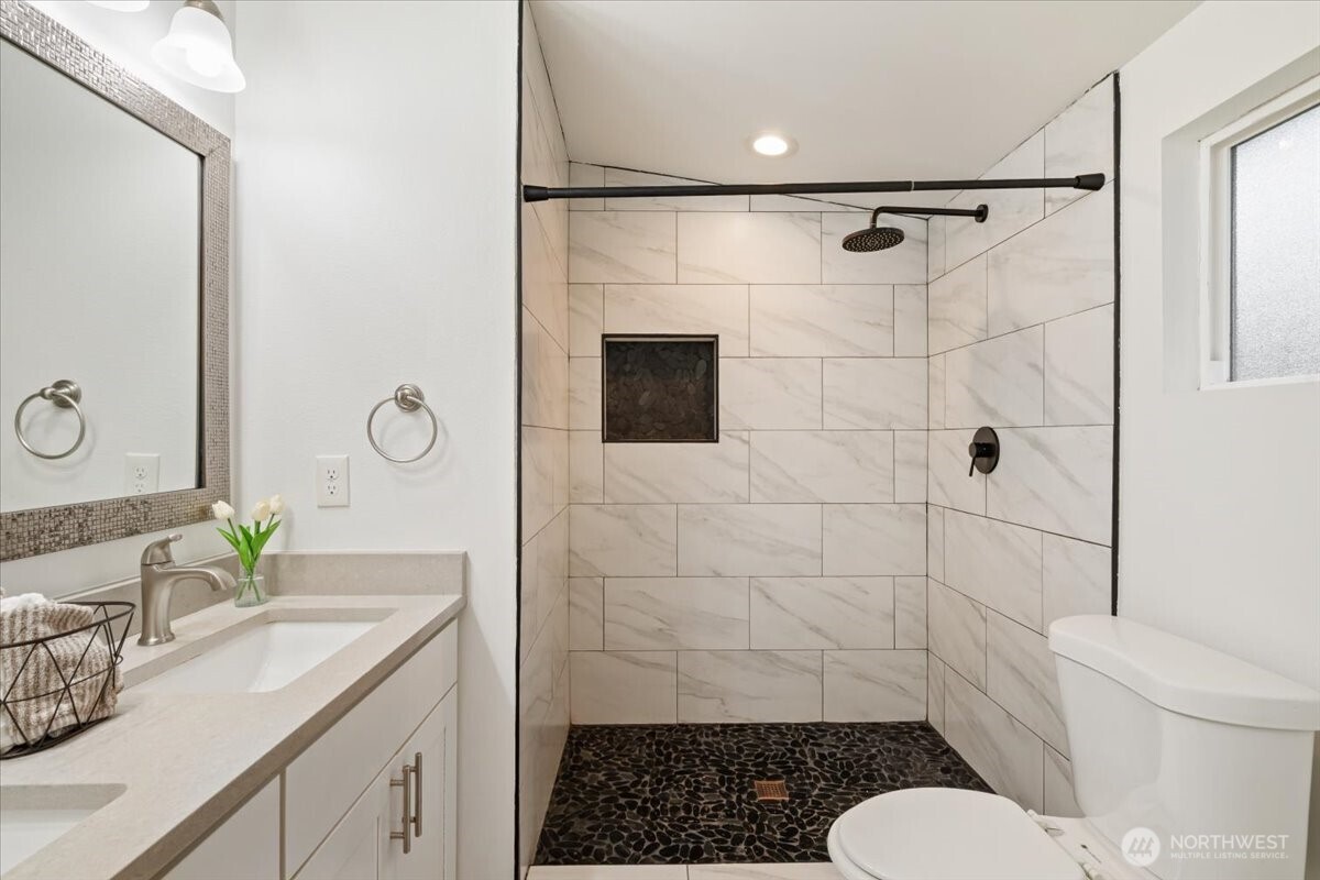 517 Dundass Avenue , Buckley, WA 98321