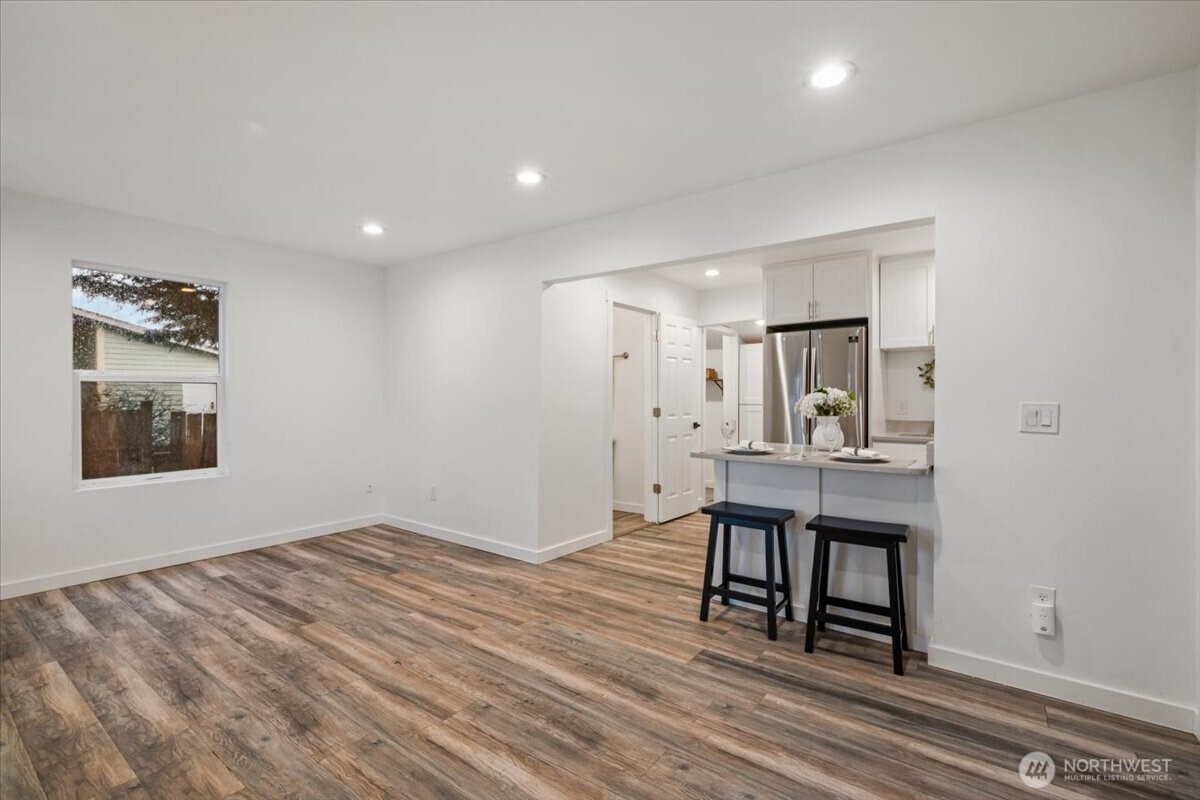 517 Dundass Avenue , Buckley, WA 98321