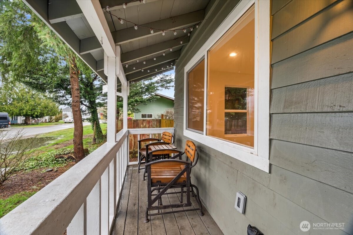 517 Dundass Avenue , Buckley, WA 98321