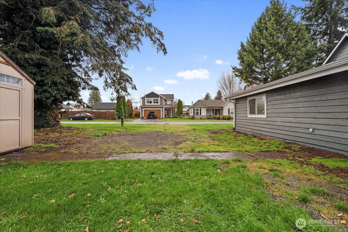 517 Dundass Avenue , Buckley, WA 98321