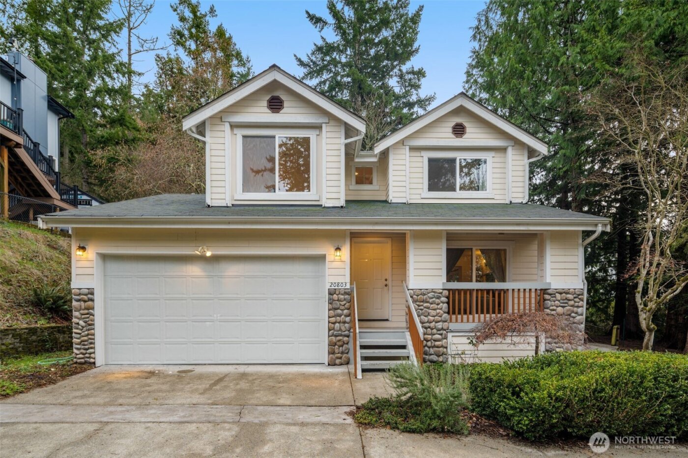 20803 NE 15th Lane , Sammamish, WA 98074