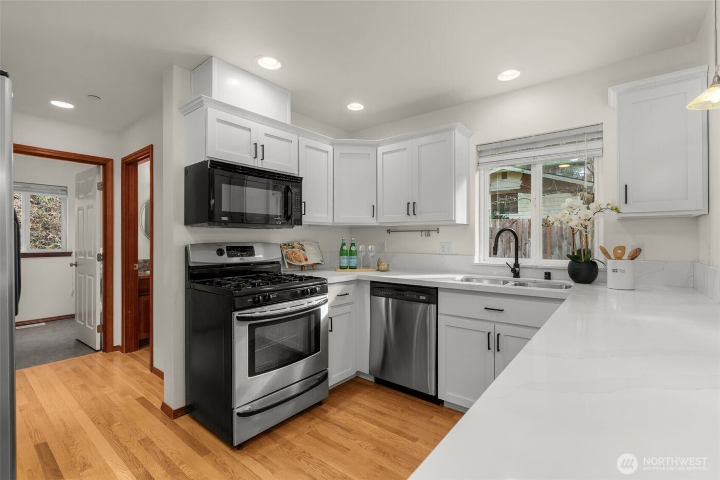 20803 NE 15th Lane , Sammamish, WA 98074