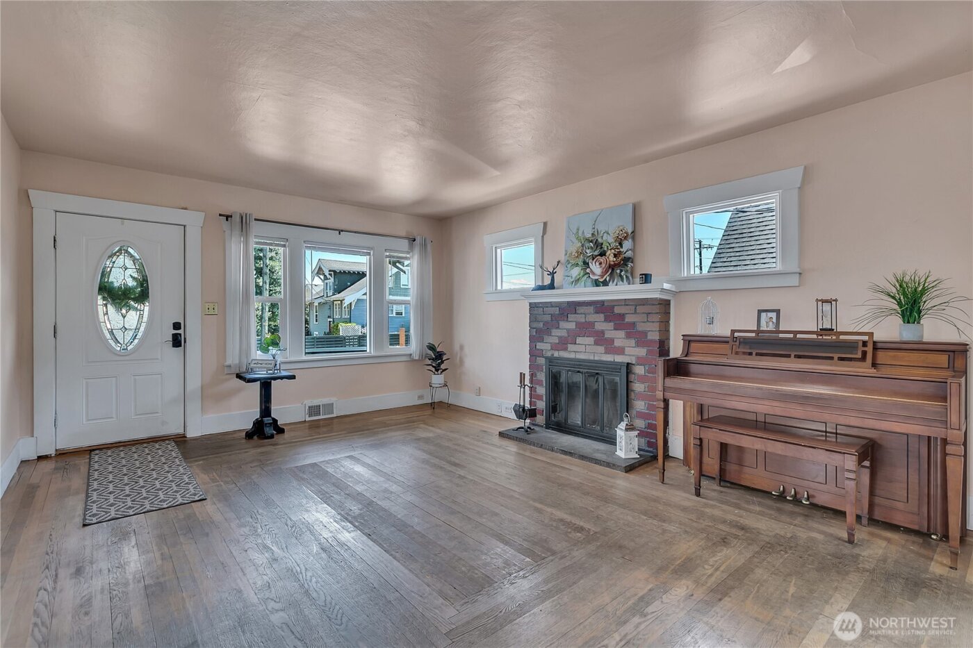 1722 Harding Street , Enumclaw, WA 98022