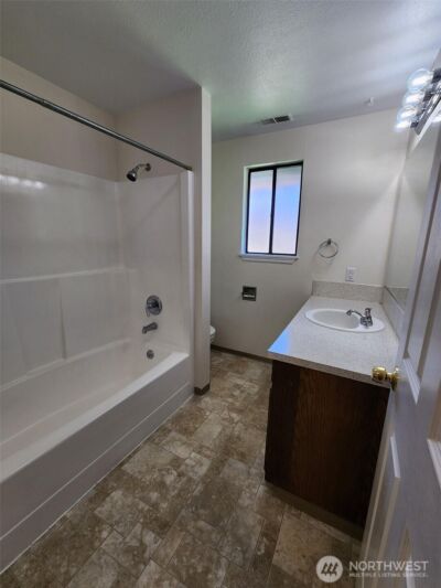 13803 13805 11th Avenue Ct S, Tacoma, WA 98444 - Photo 17