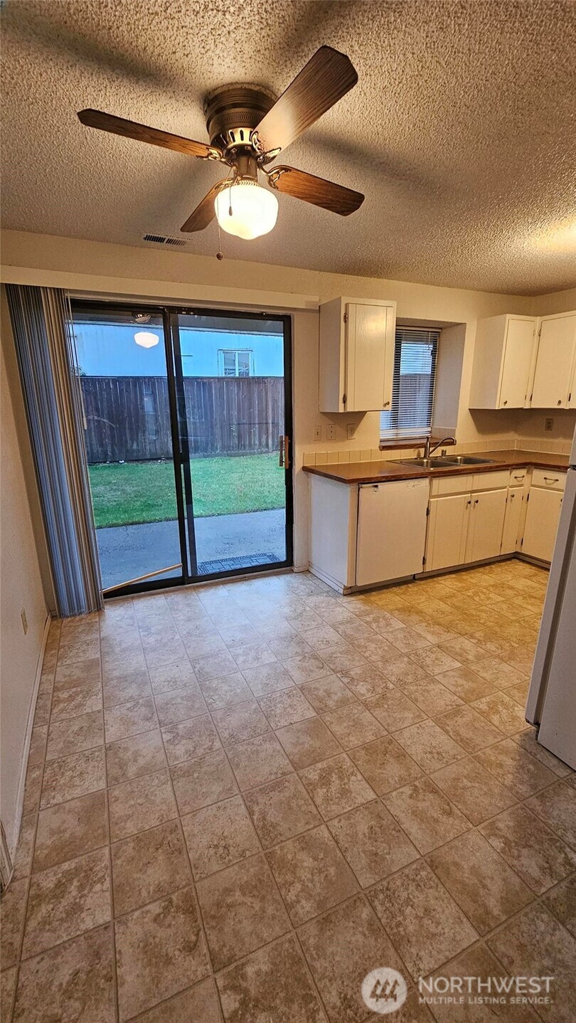 13803 13805 11th Avenue Ct S, Tacoma, WA 98444