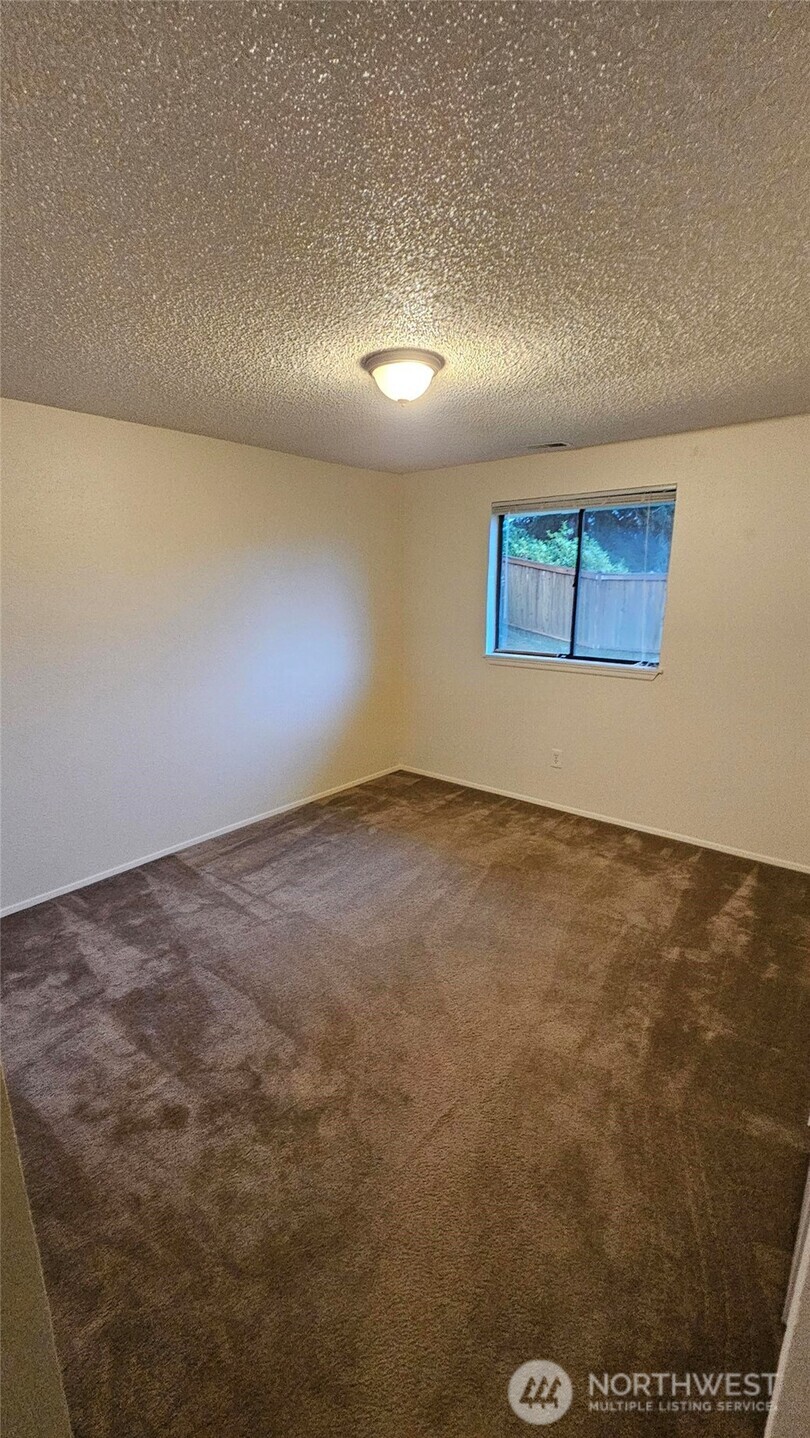 13803 13805 11th Avenue Ct S, Tacoma, WA 98444