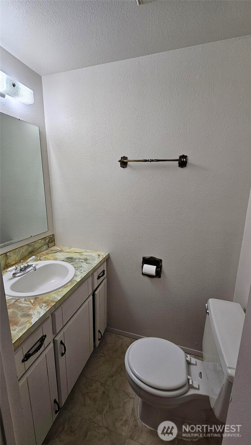 13803 13805 11th Avenue Ct S, Tacoma, WA 98444