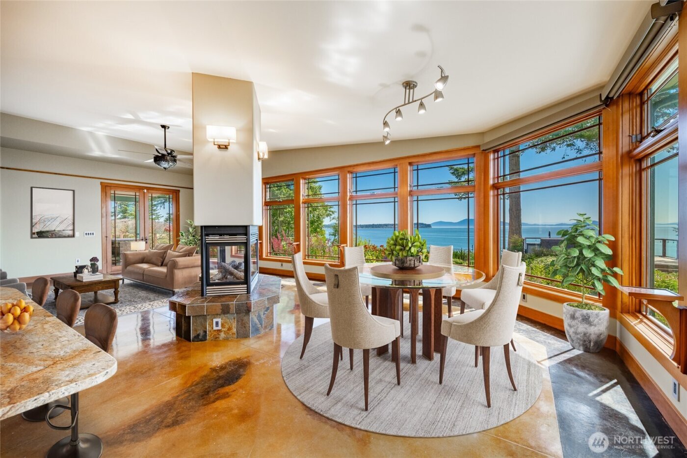 5727 Nakat Way , Blaine, WA 98230