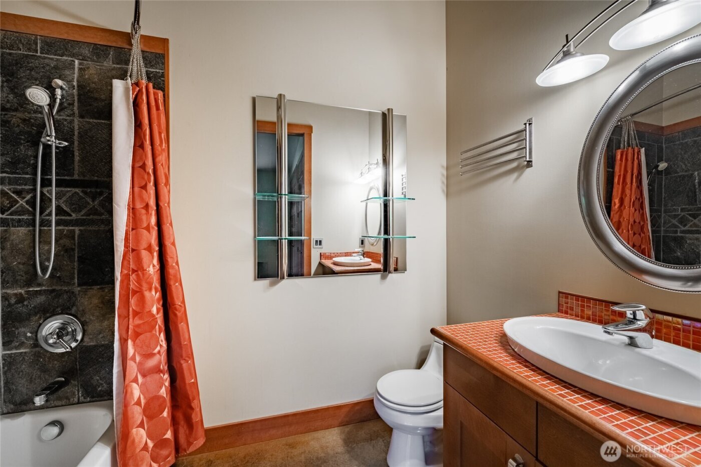 5727 Nakat Way , Blaine, WA 98230