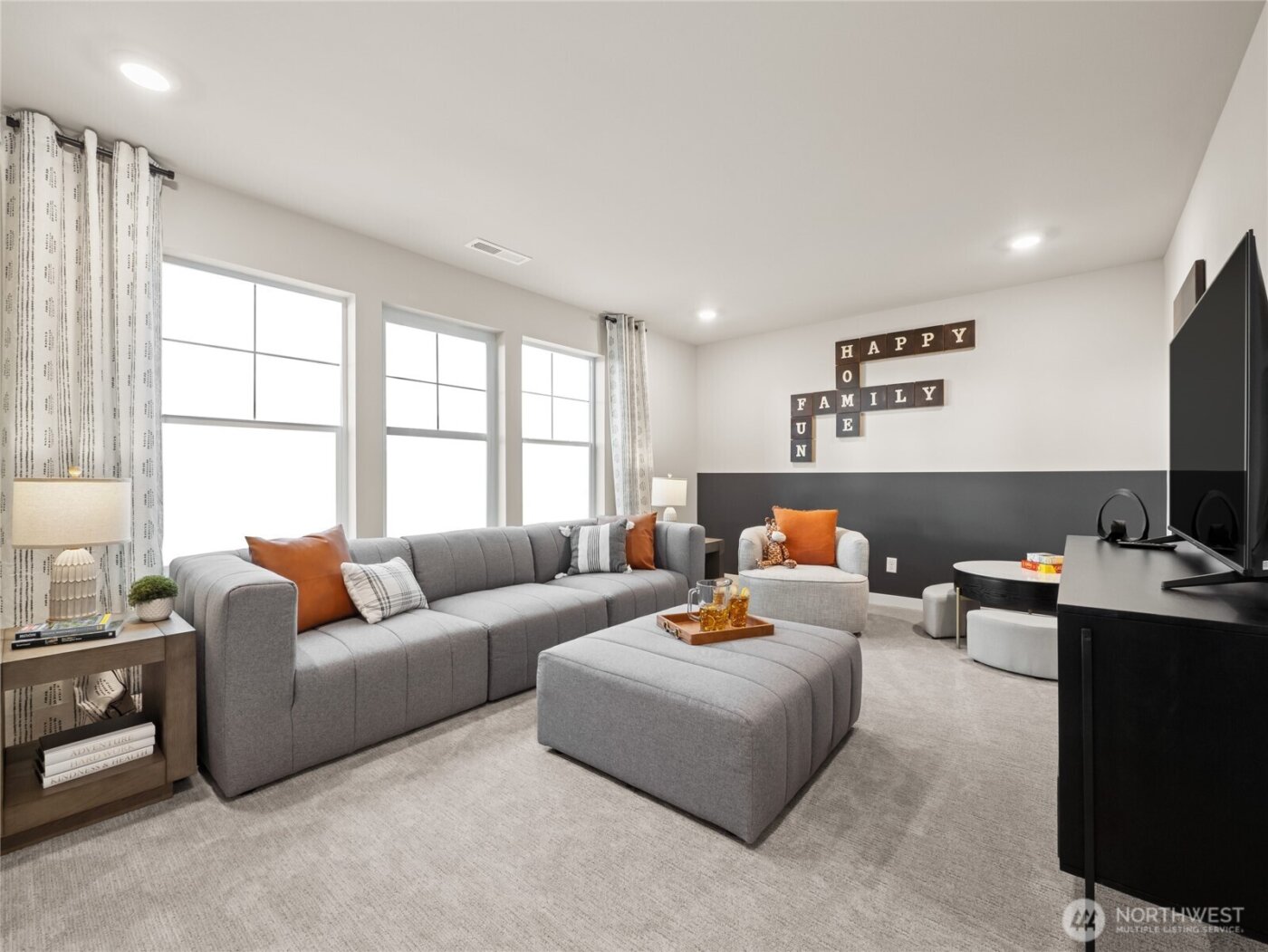 8320 115th Place SE #1, Newcastle, WA 98056