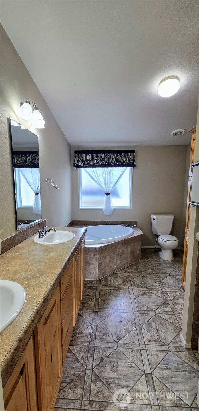 57 Clemons Road #17, Montesano, WA 98563