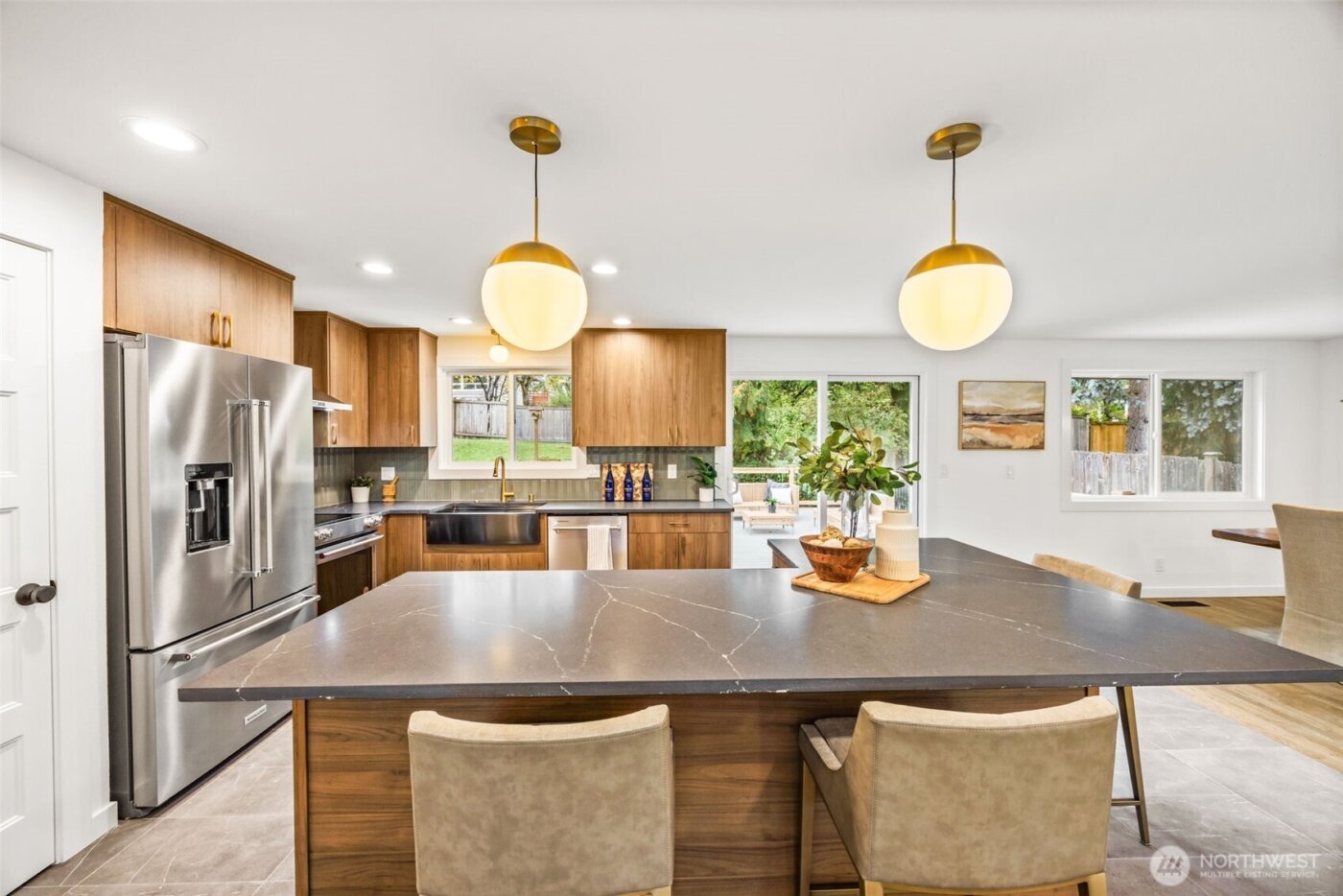 6225 122nd Avenue SE, Bellevue, WA 98006