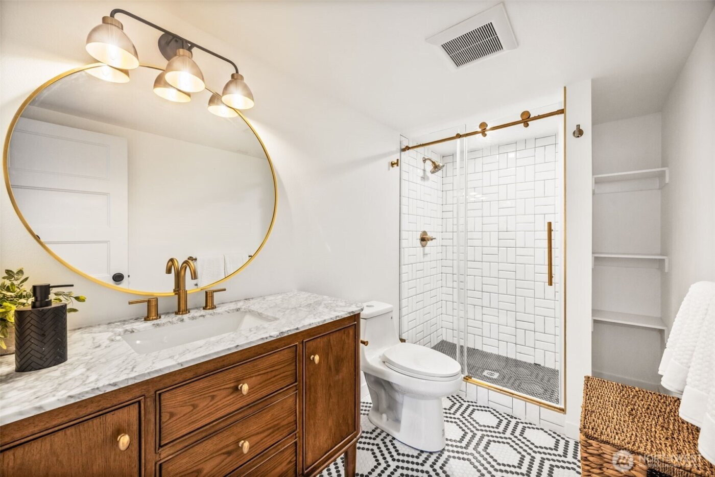 6225 122nd Avenue SE, Bellevue, WA 98006