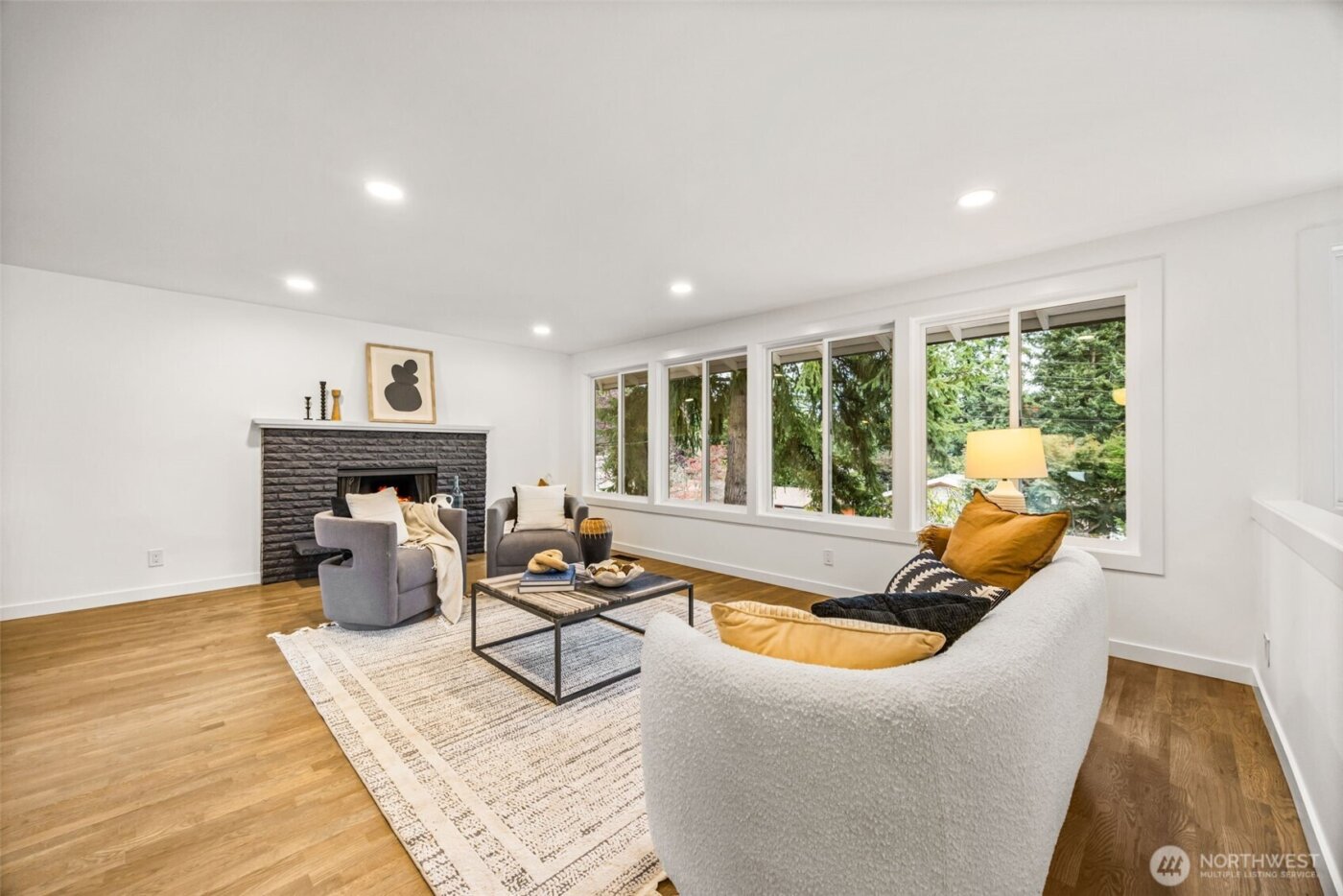 6225 122nd Avenue SE, Bellevue, WA 98006