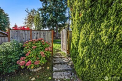 6225 122nd Avenue SE, Bellevue, WA 98006 - Photo 32
