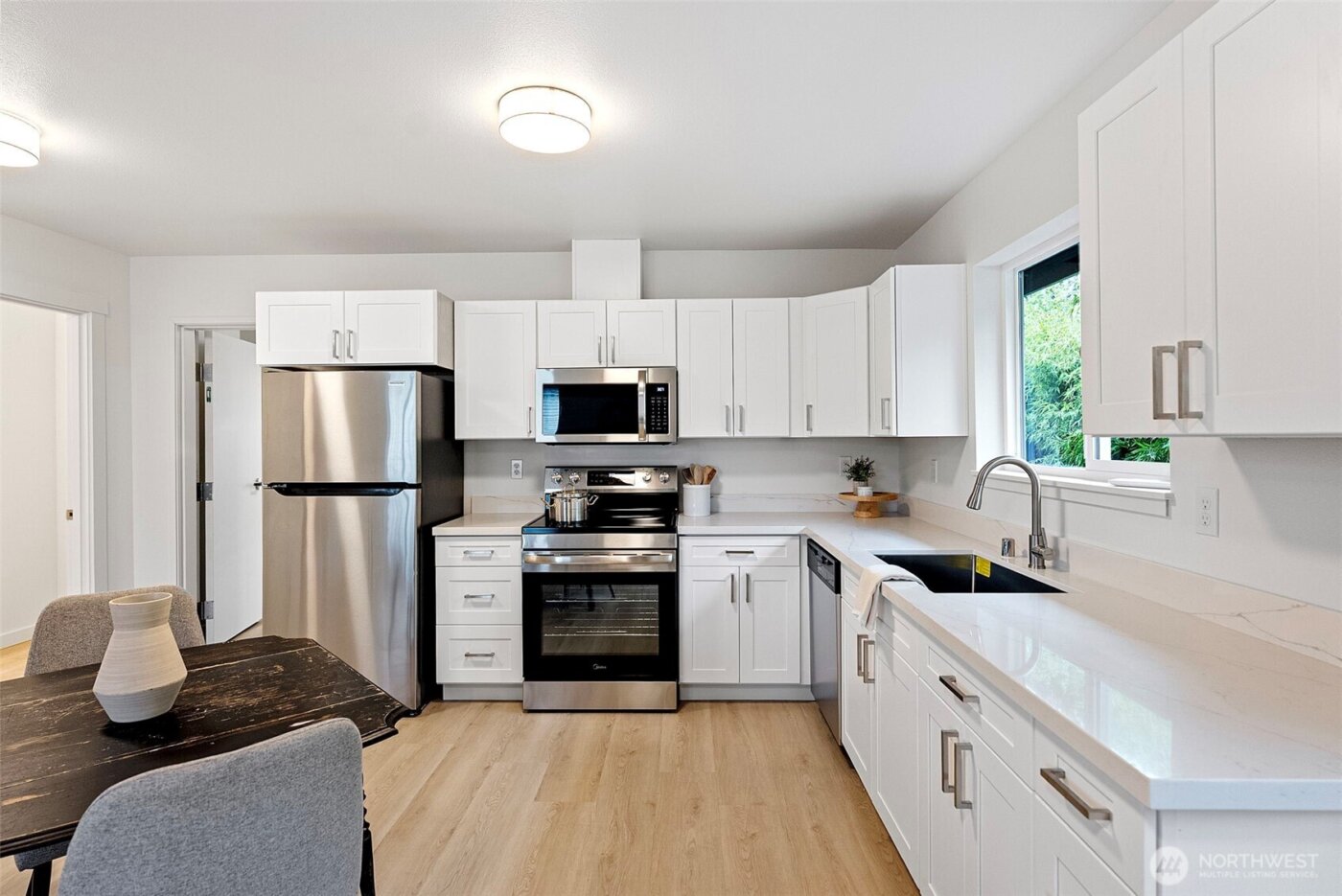 1925 5th Street , Bremerton, WA 98337