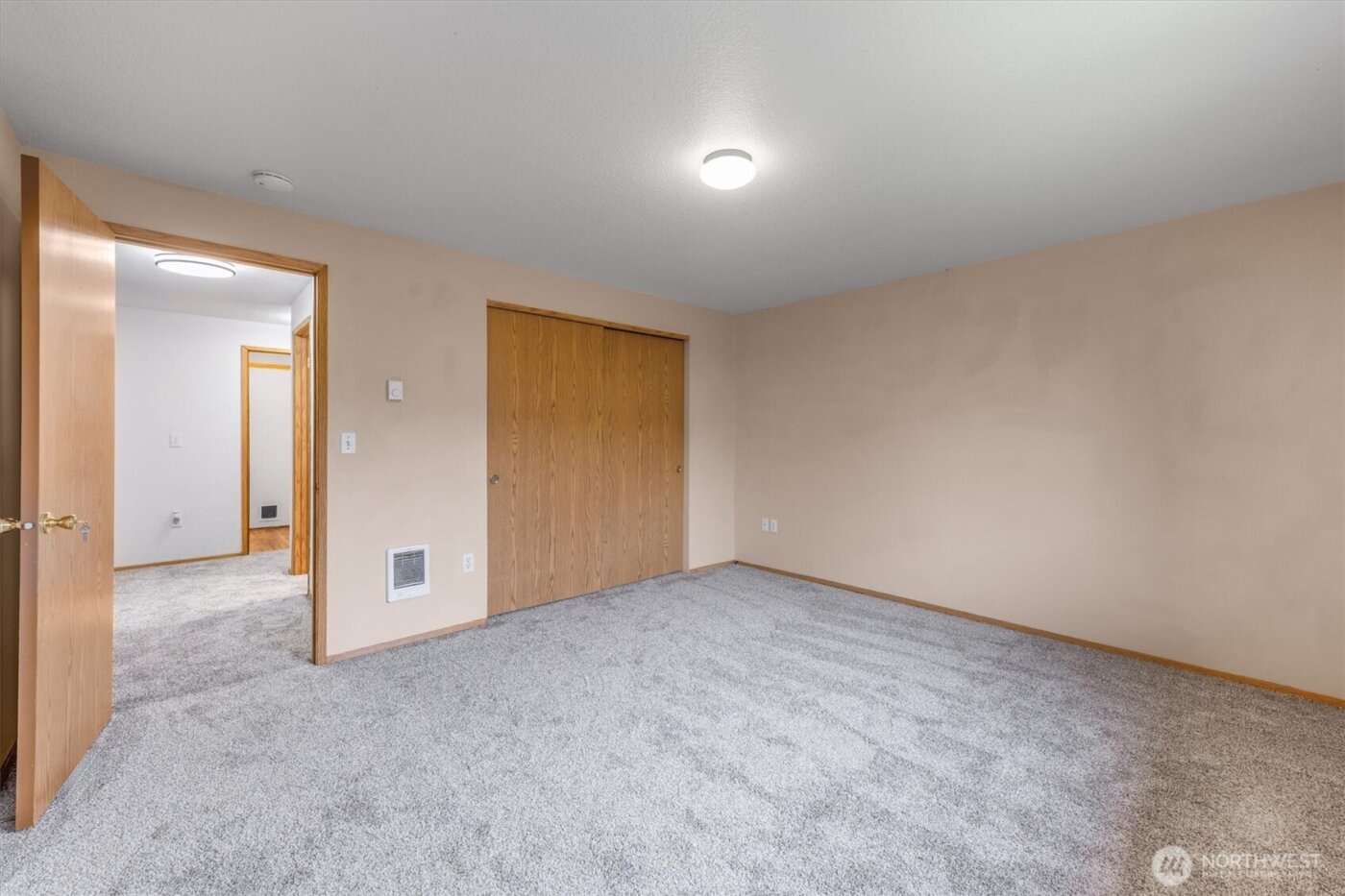 107 Mission Road , Kelso, WA 98626