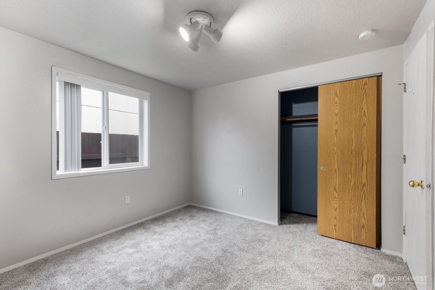 107 Mission Road , Kelso, WA 98626