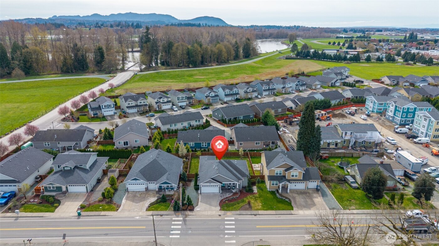 1768 E Rio Vista Avenue , Burlington, WA 98233