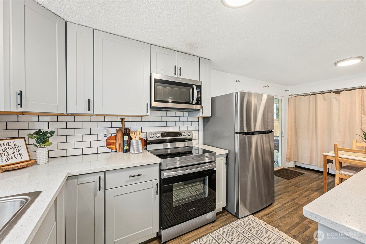 9011 washington Boulevard SW, Lakewood, WA 98498