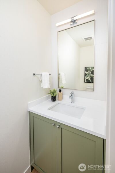 8321 25th Avenue NW #B, Seattle, WA 98117 - Photo 12