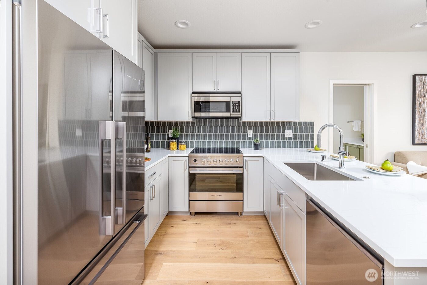 8321 25th Avenue NW #B, Seattle, WA 98117