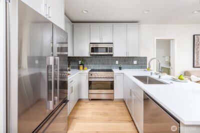 8321 25th Avenue NW #B, Seattle, WA 98117 - Photo 8