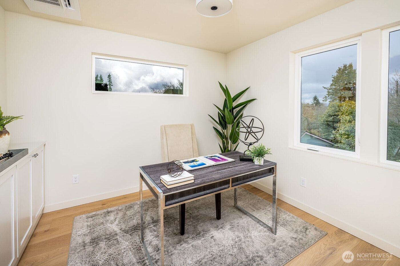 8319 25th Avenue NW, Seattle, WA 98117