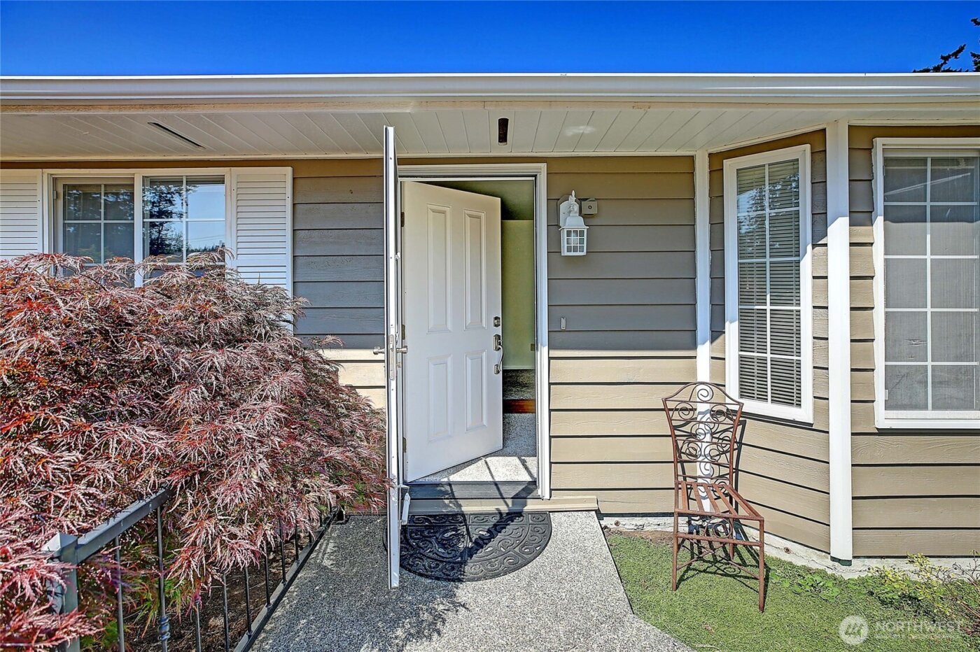 740 Commodore Lane , Camano Island, WA 98282