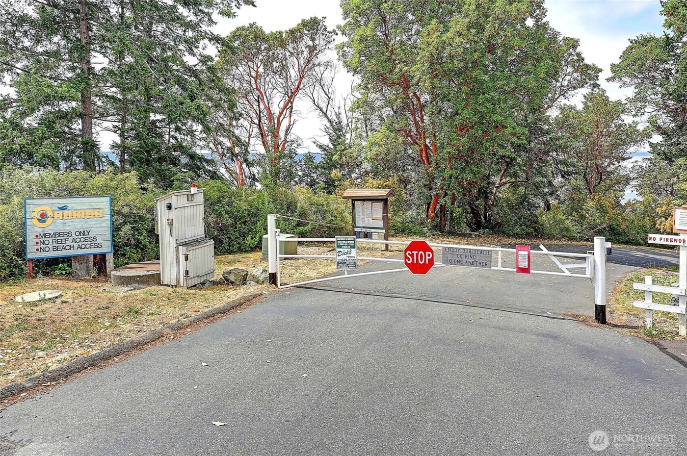 740 Commodore Lane , Camano Island, WA 98282