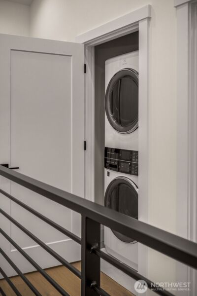 809 W Armour Street , Seattle, WA 98119 - Photo 16