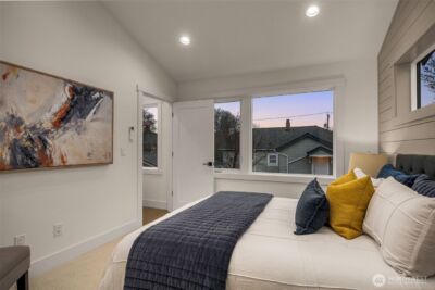 809 W Armour Street , Seattle, WA 98119 - Photo 17