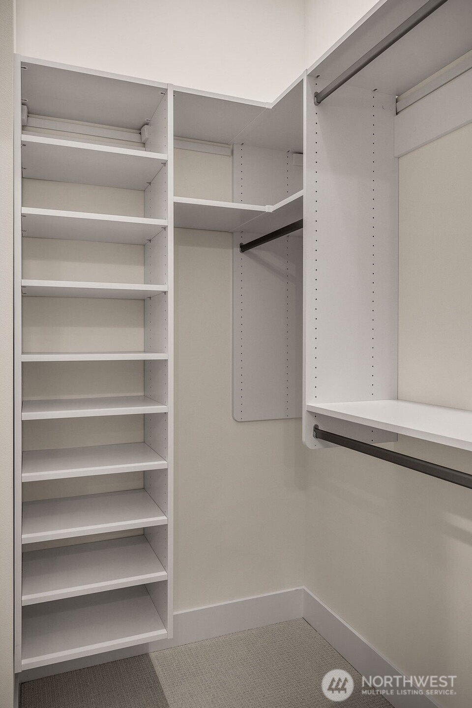 809 W Armour Street , Seattle, WA 98119